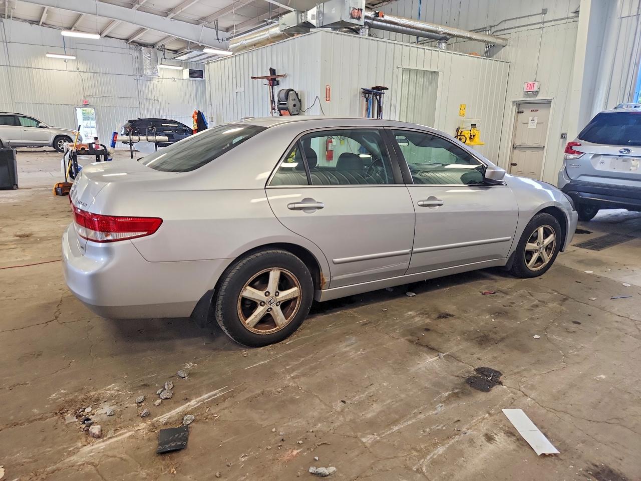 2004 Honda Accord Ex Blue vin: 1HGCM56894A037061