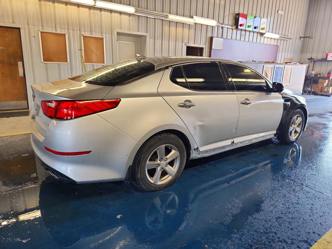 2015 Kia Optima Lx Silver vin: 5XXGM4A75FG459800