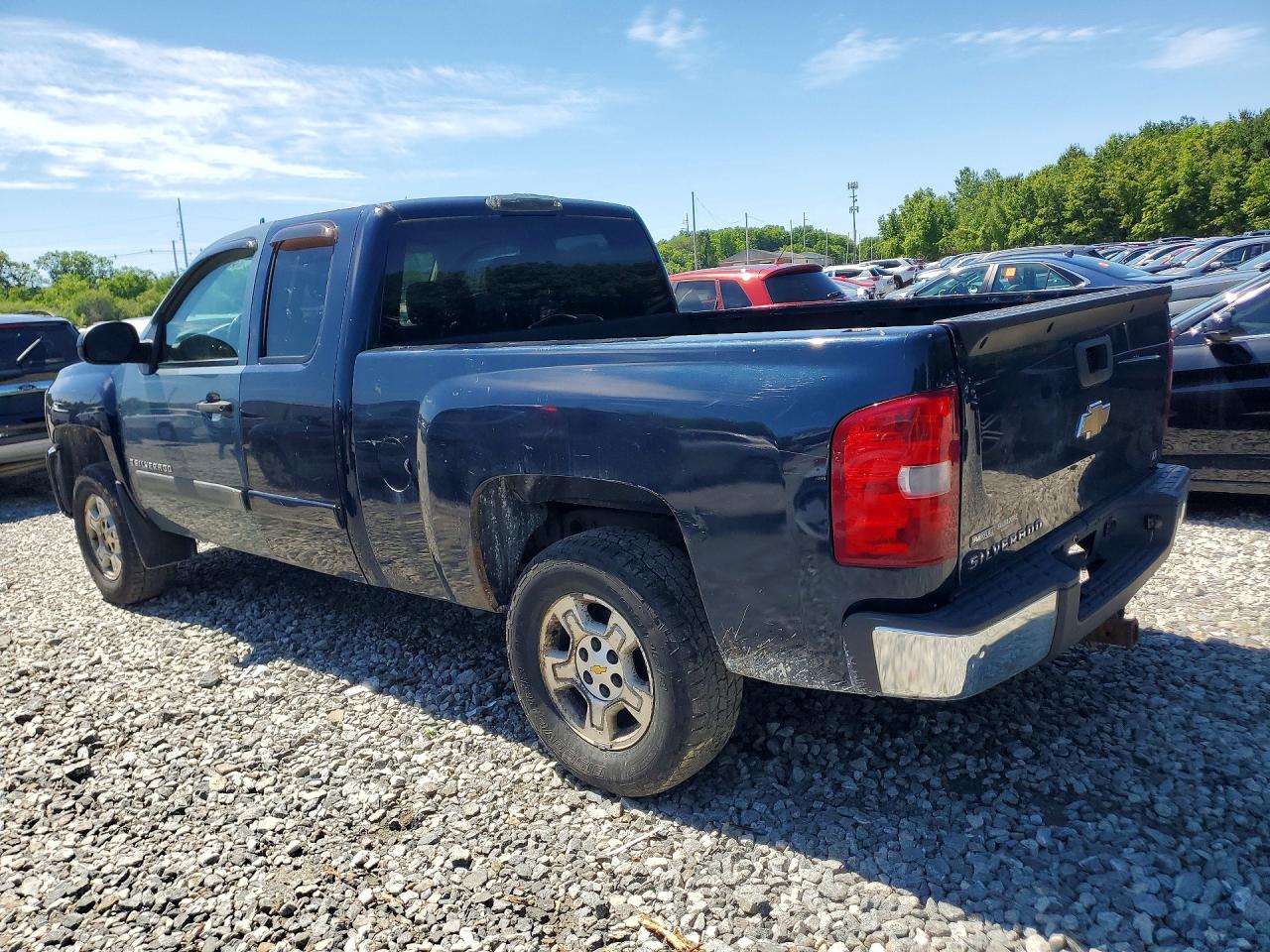 2008 Chevrolet Silverado K1500 Blue vin: 2GCEK190681277647