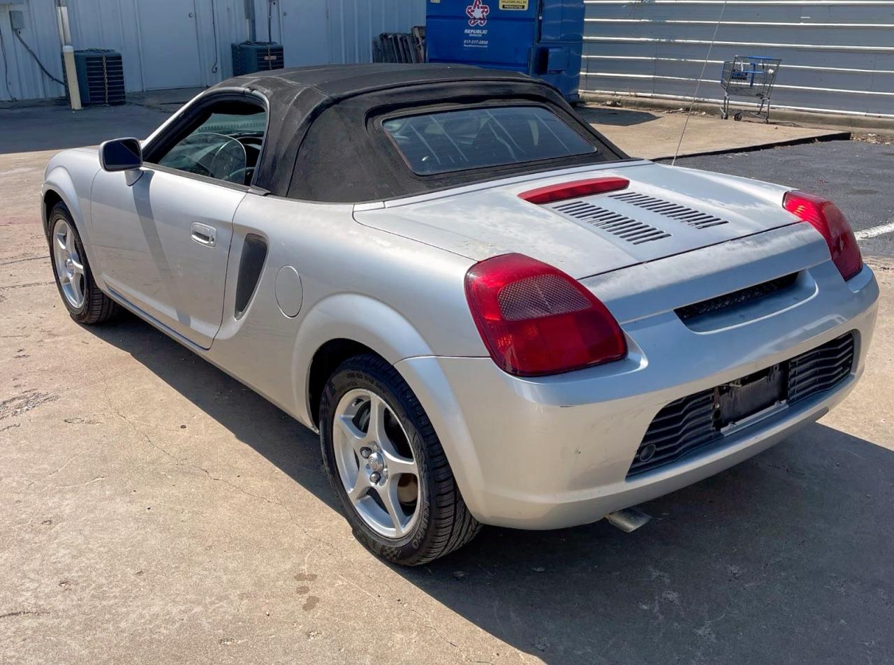 2000 Toyota Mr2 Spyder Silver vin: JTDFR3203Y0018812