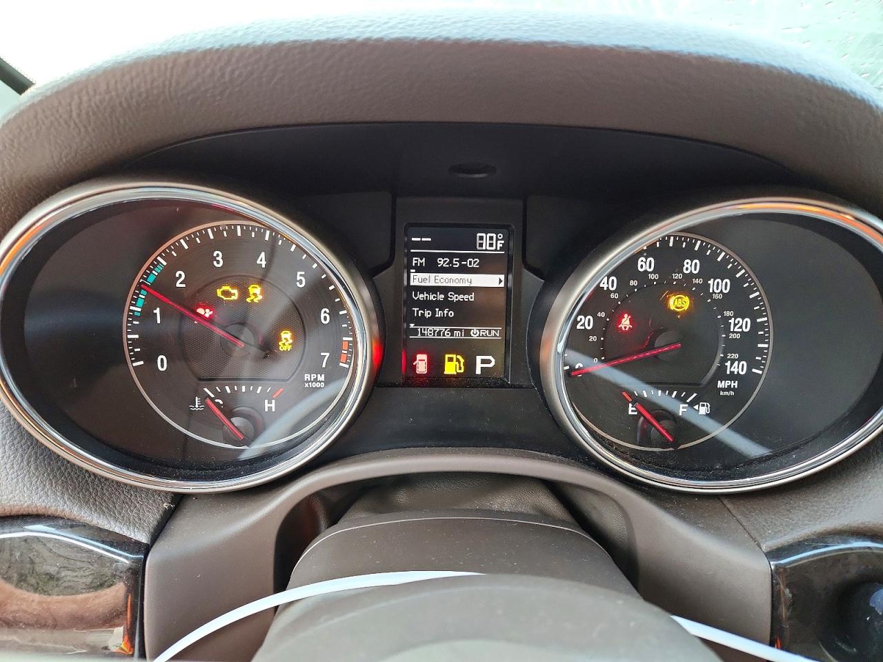 2011 Jeep Grand Cherokee Laredo White vin: 1J4RR4GG3BC576295