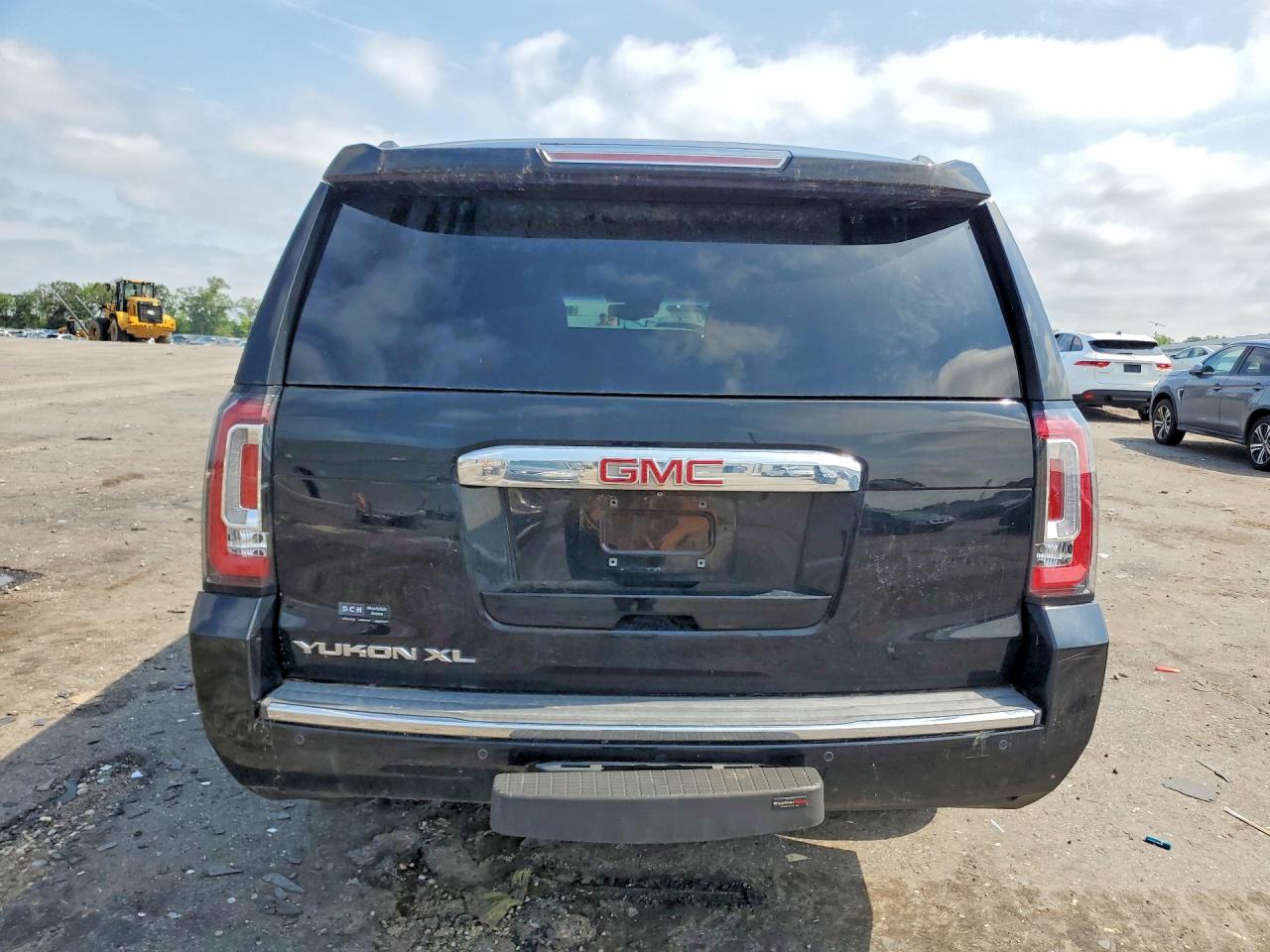 2015 Gmc Yukon Xl Denali Black vin: 1GKS2JKJ3FR150160
