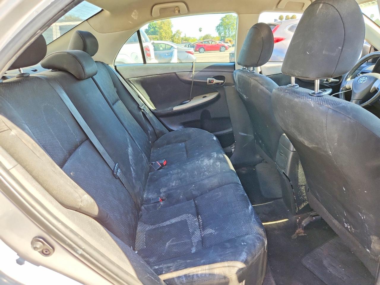 2010 Toyota Corolla S Silver vin: 1NXBU4EE8AZ239228