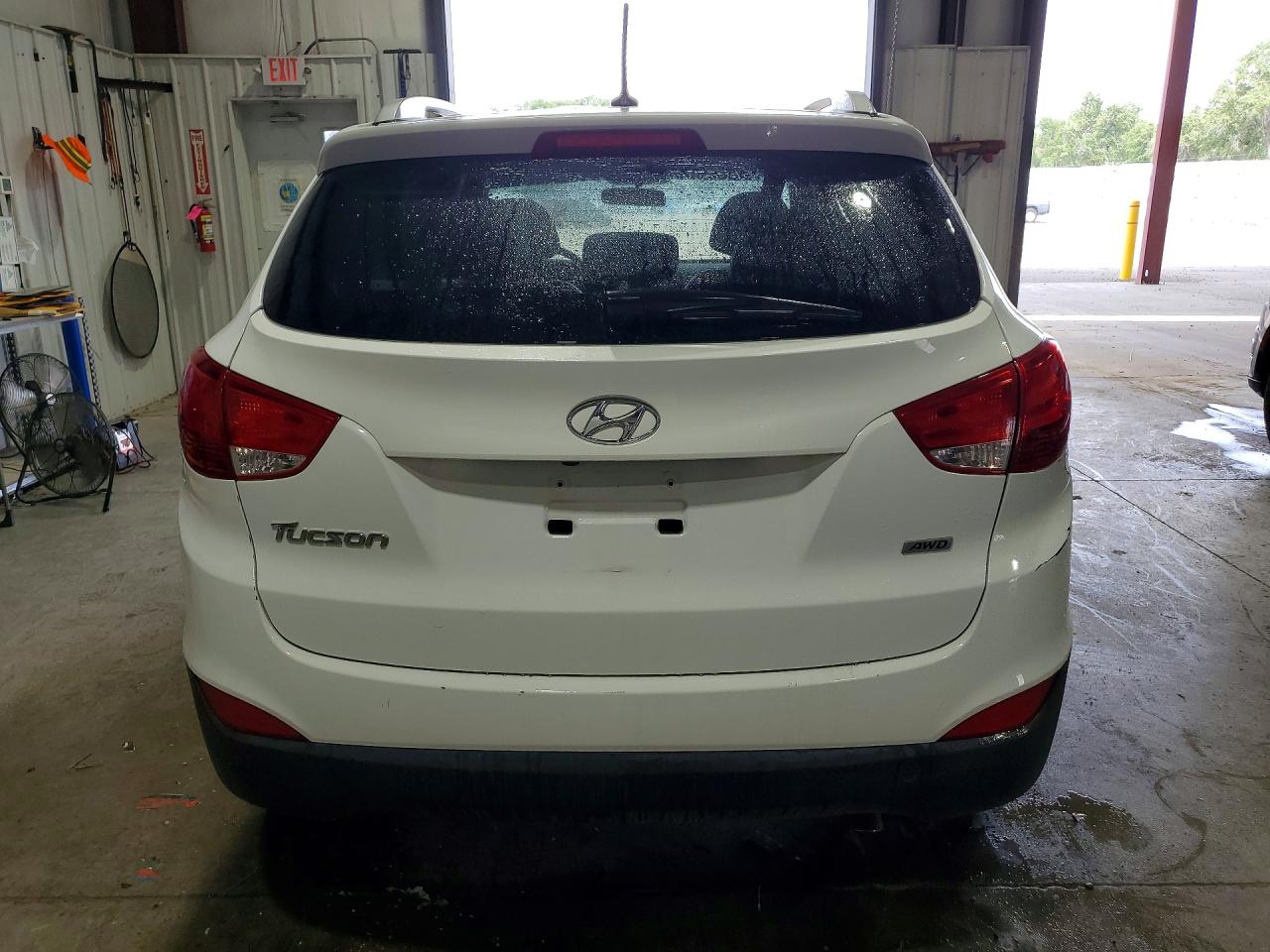 2014 Hyundai Tucson Se White vin: KM8JUCAG0EU847635