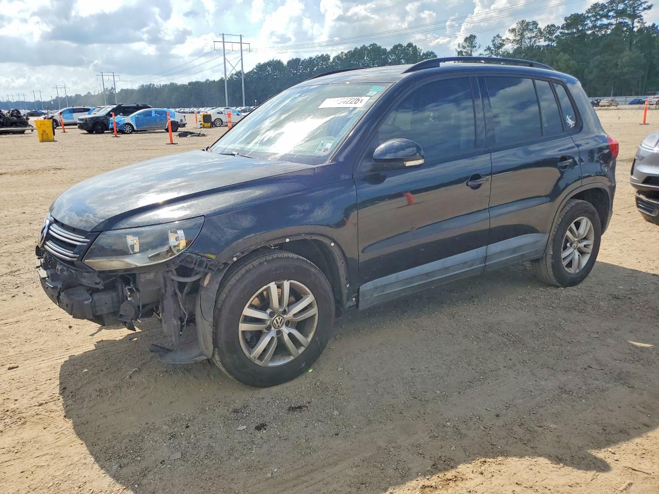 2016 Volkswagen Tiguan S Black vin: WVGAV7AX4GW517525