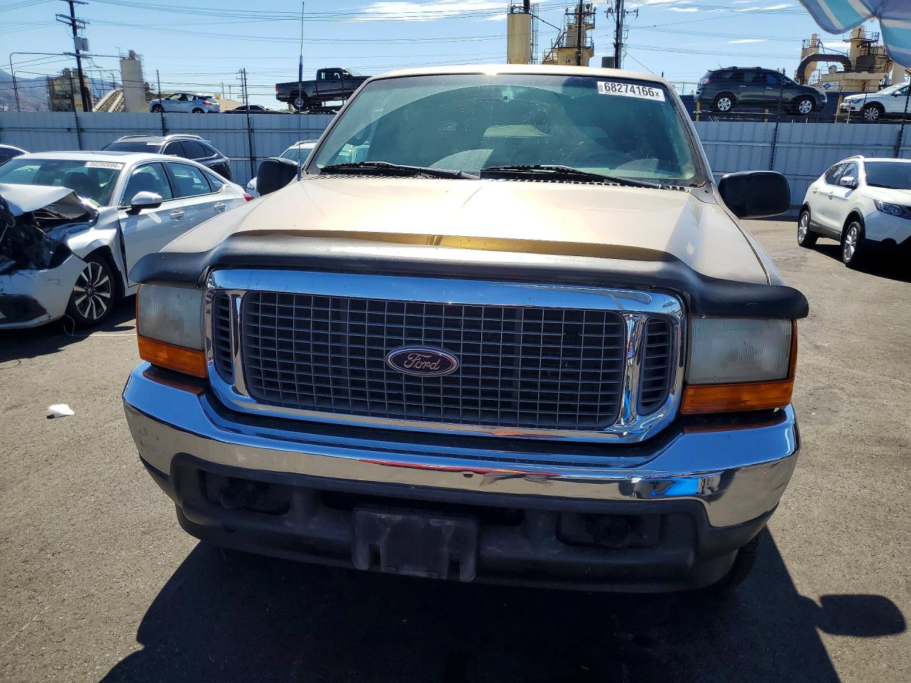 2000 Ford Excursion Xlt Tan vin: 1FMNU40L1YEA82875