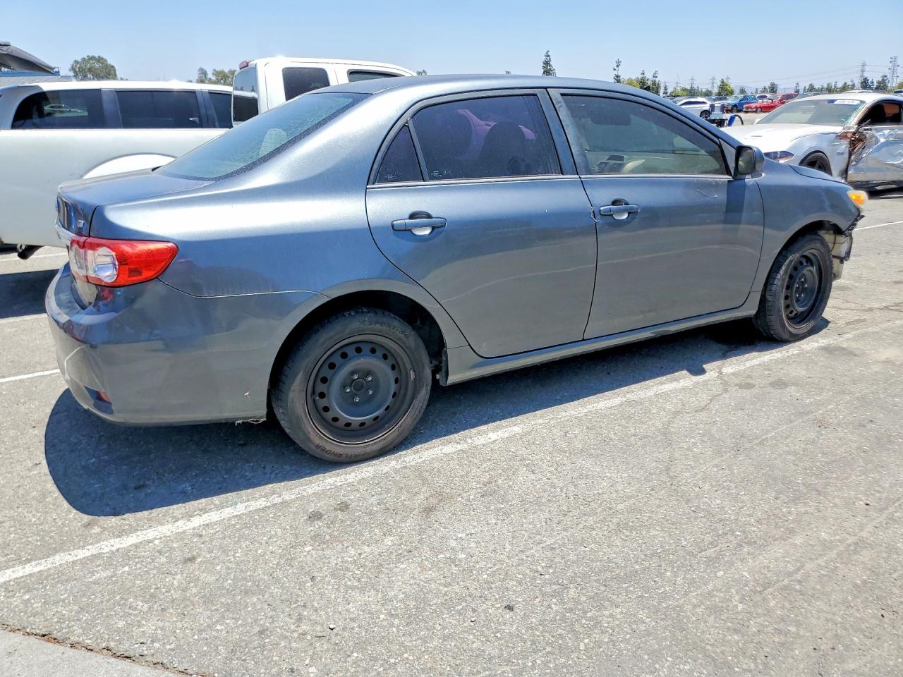 2012 Toyota Camry Gray vin: 2T1BU4EE9CC826719