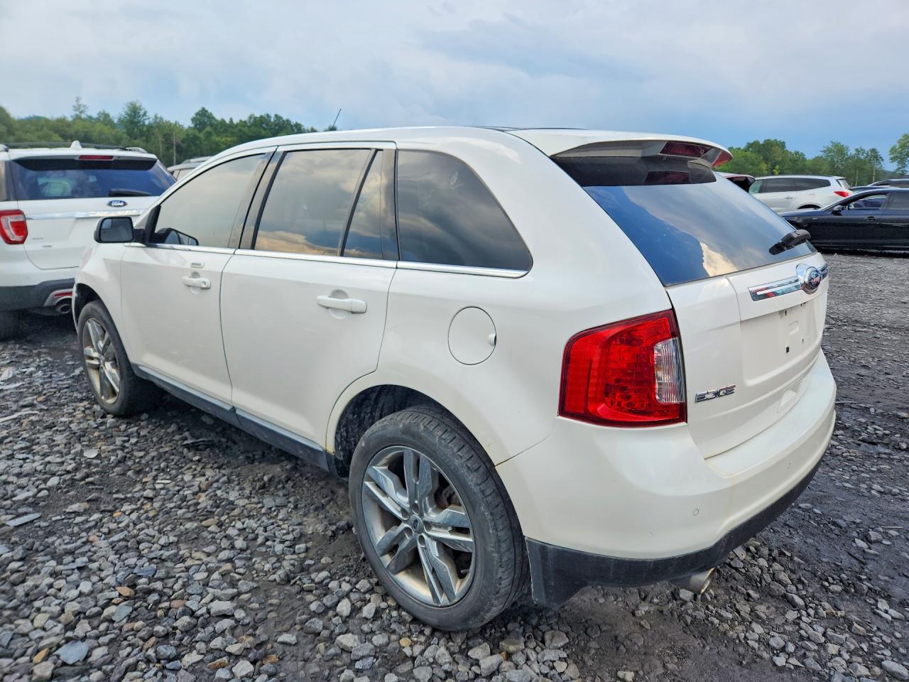 2011 Ford Edge Limited White vin: 2FMDK4KCXBBA37662