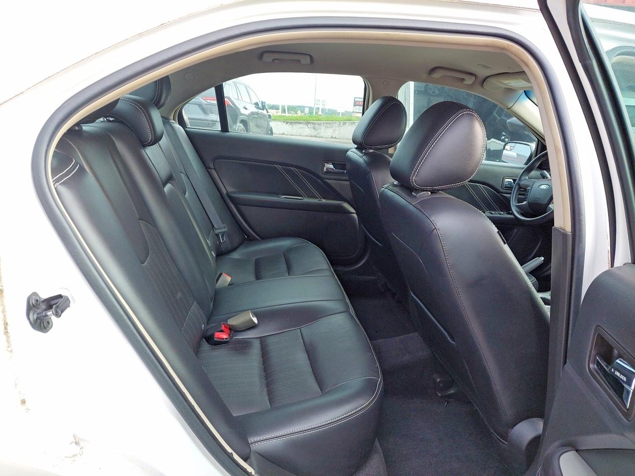 2012 Ford Fusion Sport White vin: 3FAHP0KC6CR172257