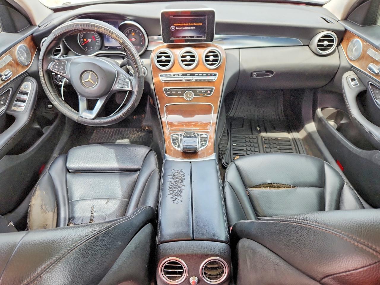2015 Mercedes-benz C 300 4matic White vin: 55SWF4KB2FU001612