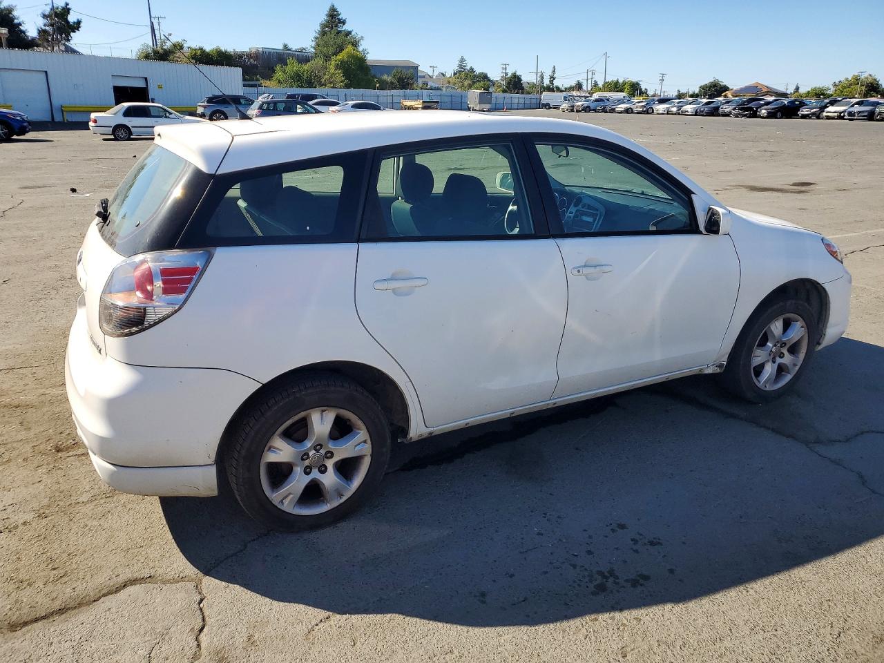 2007 Toyota Corolla Matrix Xr White vin: 2T1KR32E67C684268