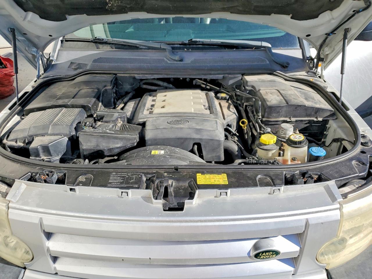 2005 Land Rover Lr3 Gold vin: SALAA25445A310526