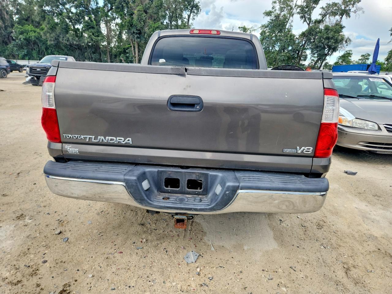2004 Toyota Tundra Double Cab Sr5 Gray vin: 5TBET34174S440083