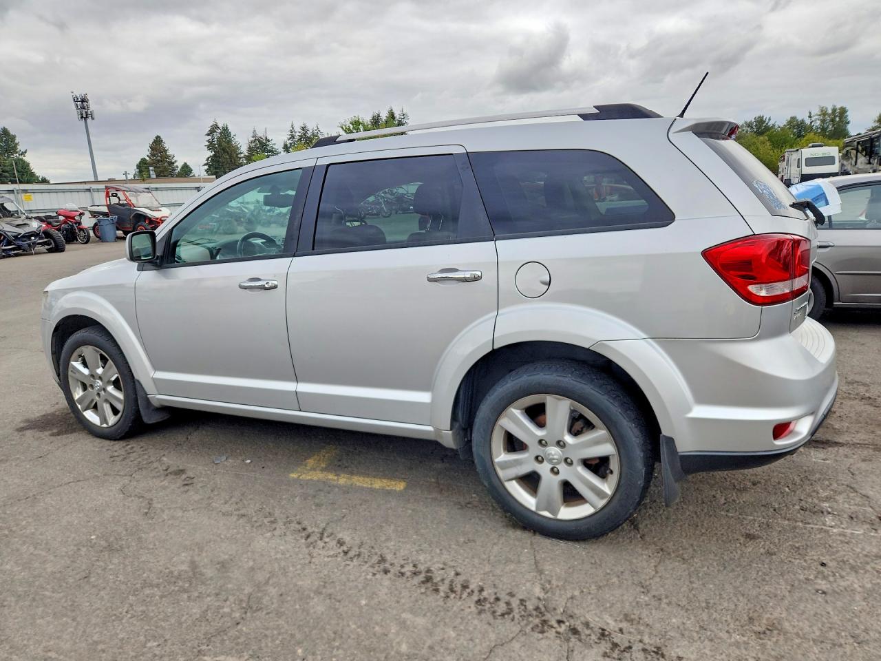 2011 Dodge Journey R/t Silver vin: 3D4PH6FG4BT550602