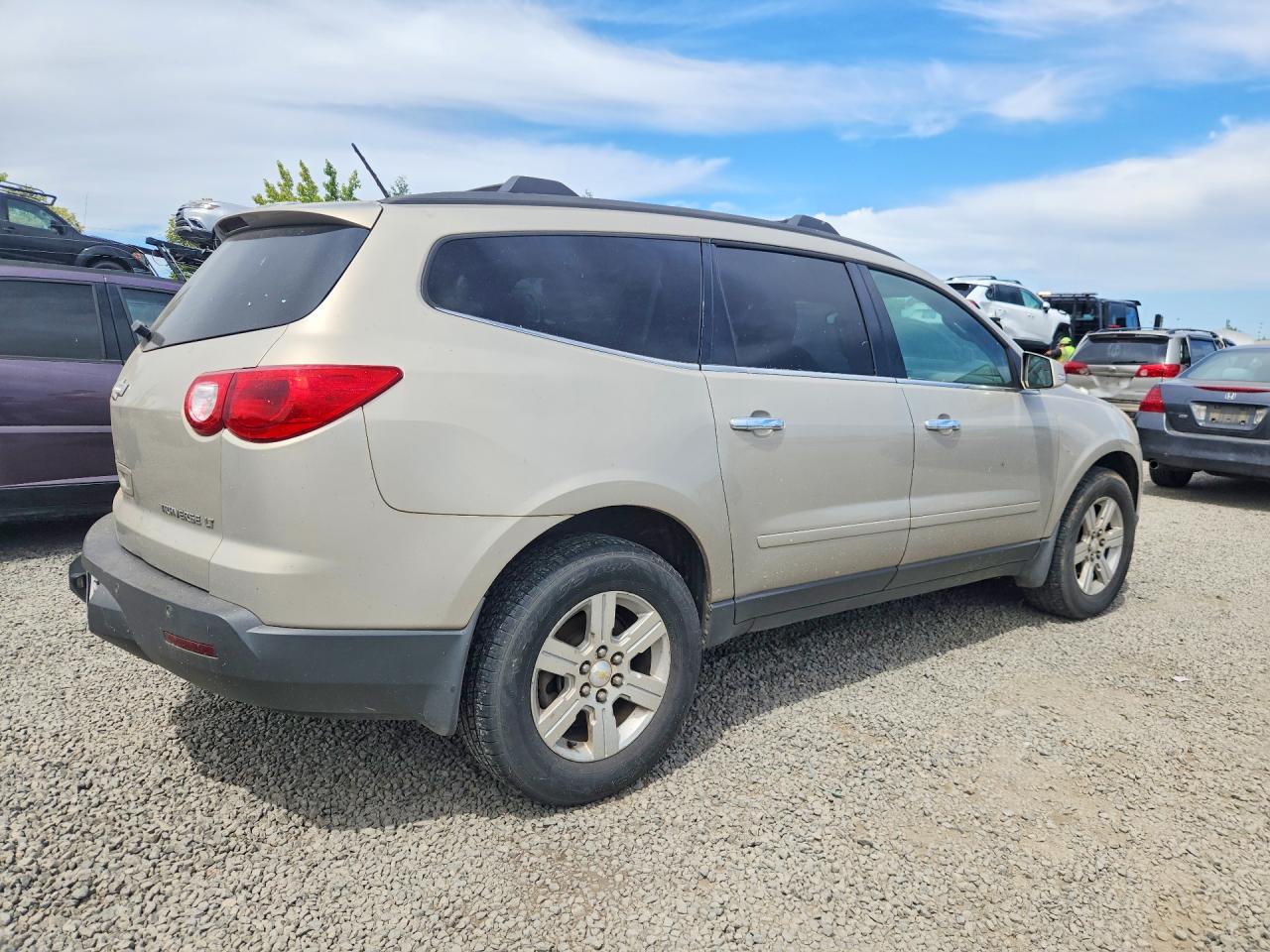 2011 Chevrolet Traverse Lt Бежевый vin: 1GNKVGED0BJ163797