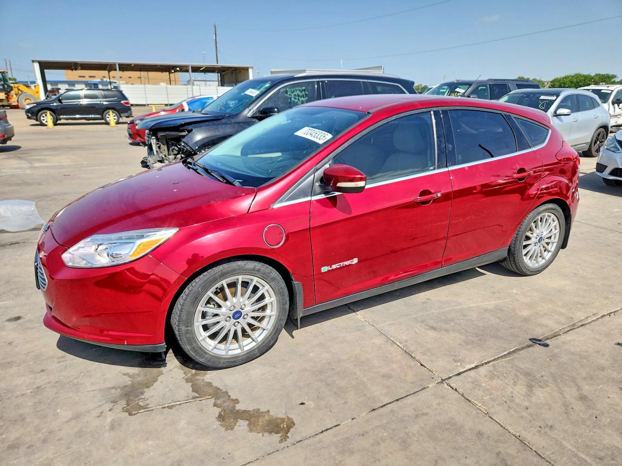 2015 Ford Focus Bev Красный vin: 1FADP3R46FL328489