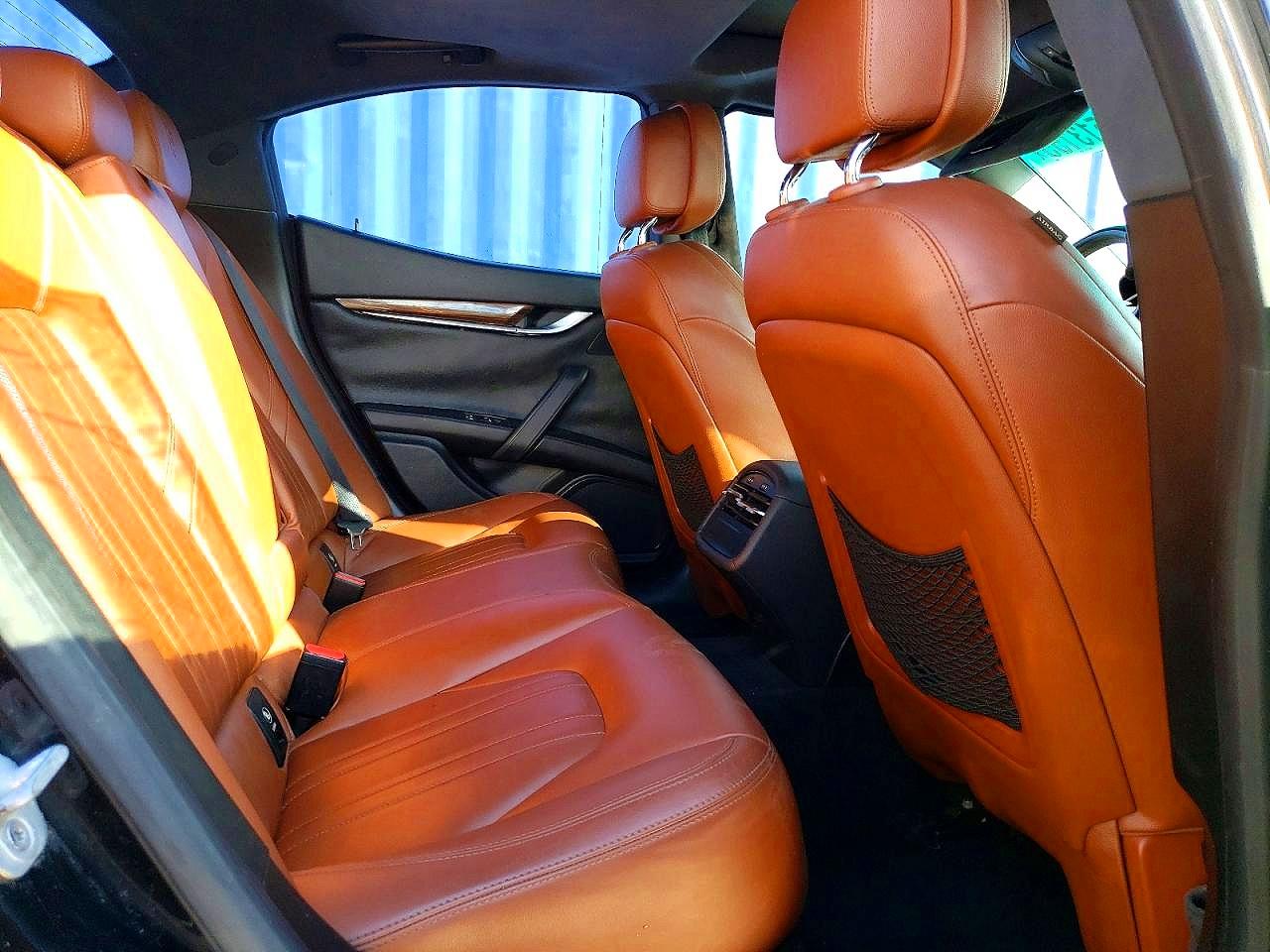 2014 Maserati Ghibli Black vin: ZAM57XSAXE1128131