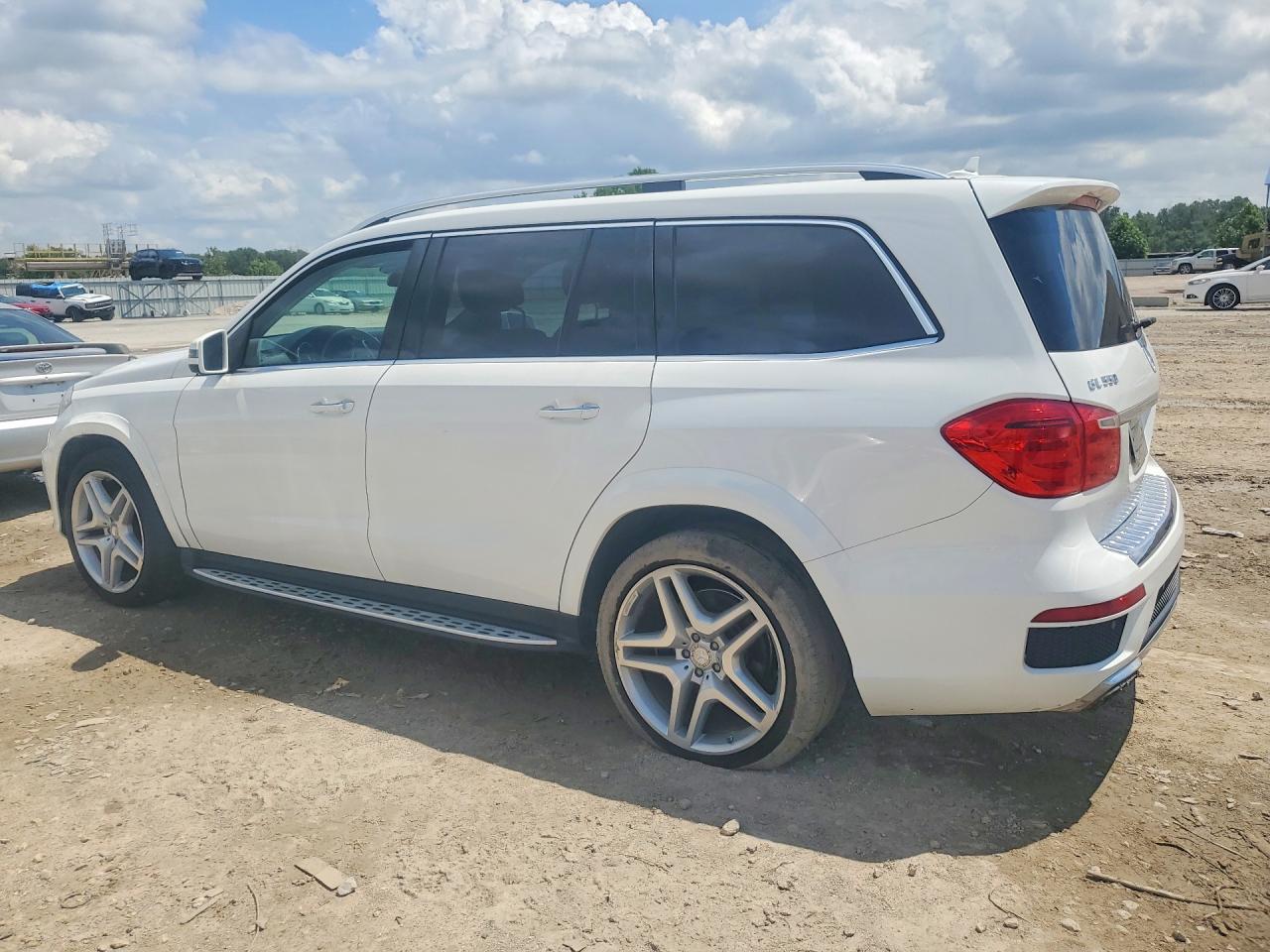 2015 Mercedes-benz Gl 550 4matic White vin: 4JGDF7DE0FA448347