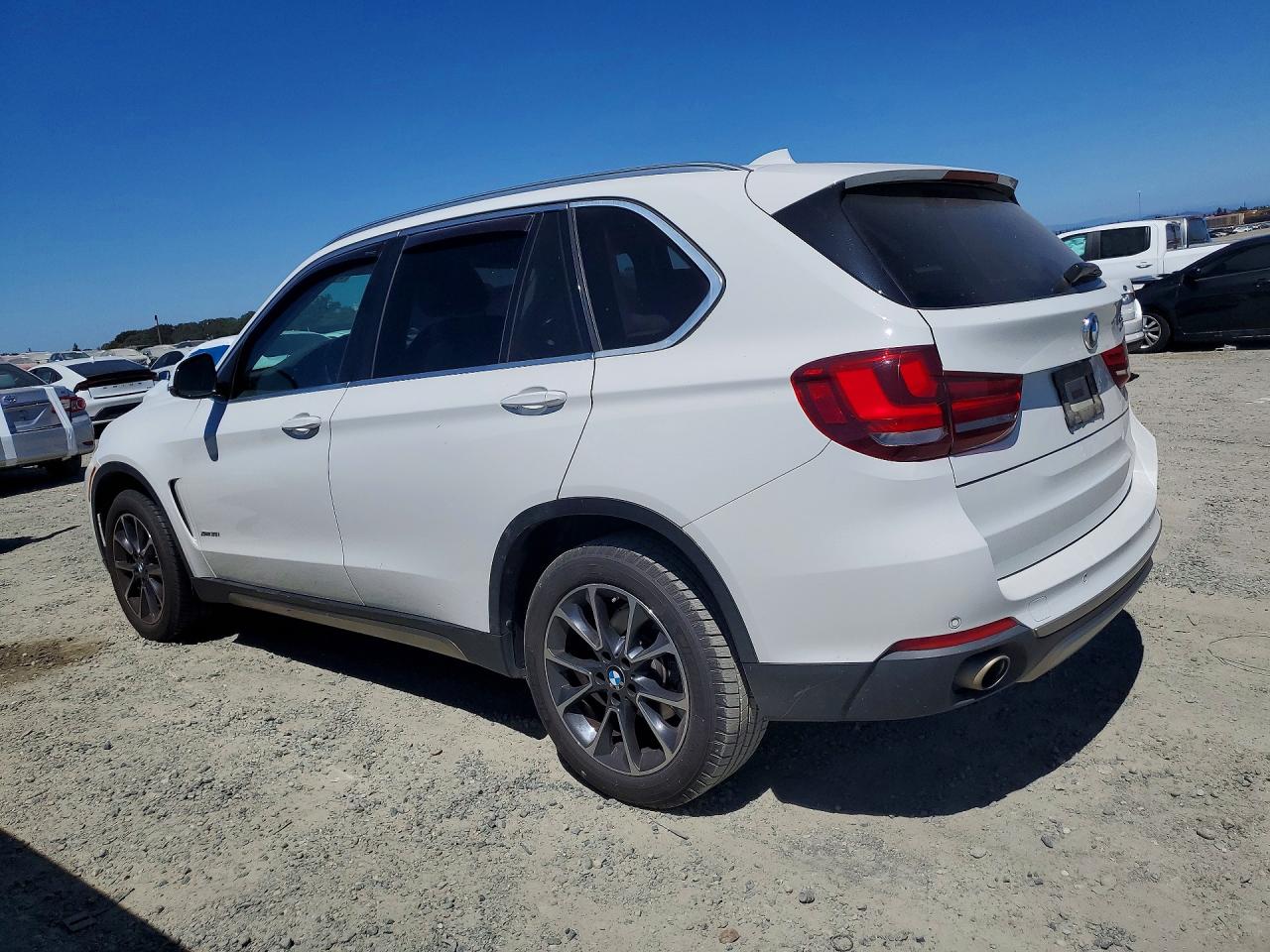 2015 Bmw X5 Xdrive35i White vin: 5UXKR0C56F0P03678