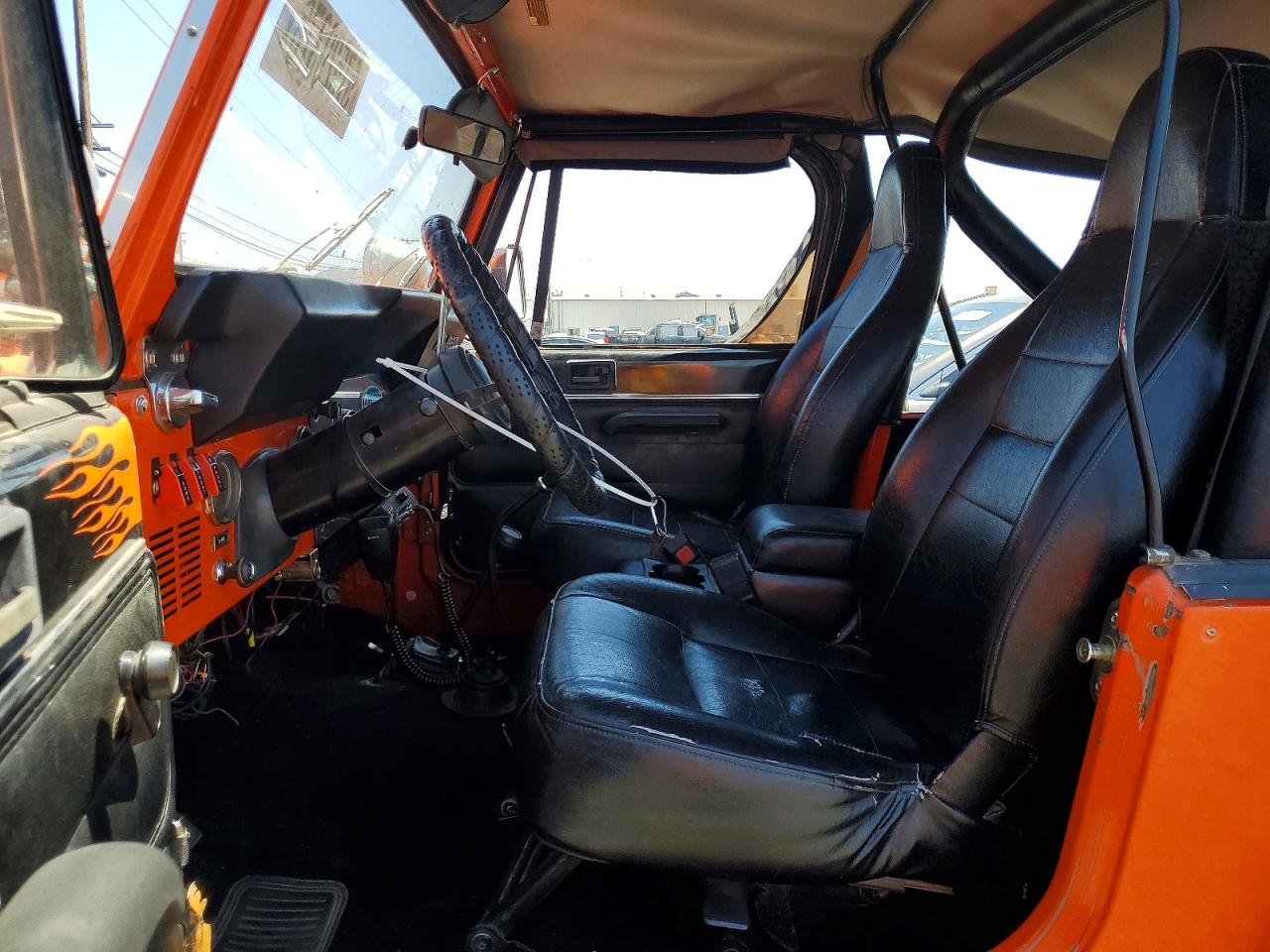 1983 Jeep Jeep Cj7 Orange vin: 1JCCN87E2DT069077