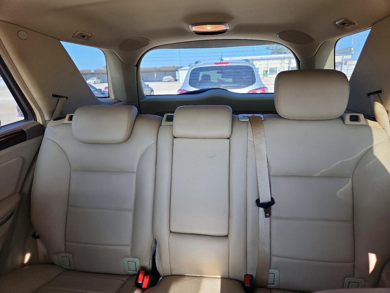 2010 Mercedes-benz Ml 350 4matic Черный vin: 4JGBB8GB6AA564199