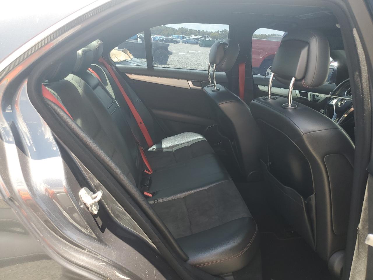 2013 Mercedes-benz C 250 Gray vin: WDDGF4HB5DR270892