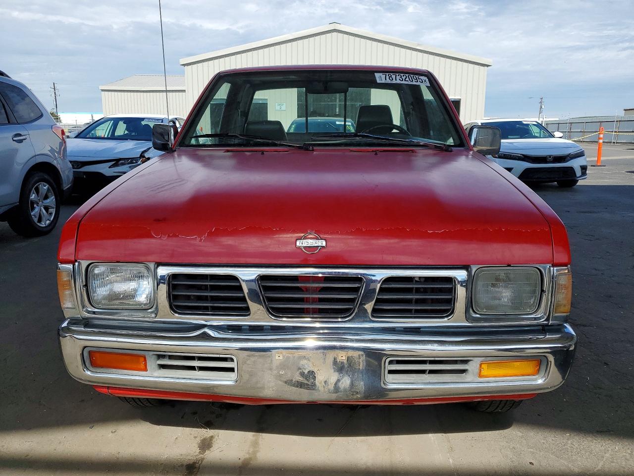 1997 Niss Truck Xe Red vin: 1N6SD16S4VC315348