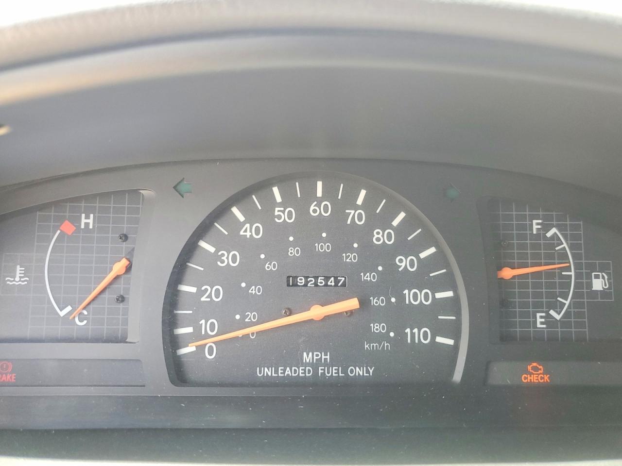 1997 Toyota Tacoma Base Red vin: 4TAVL52NXVZ294685