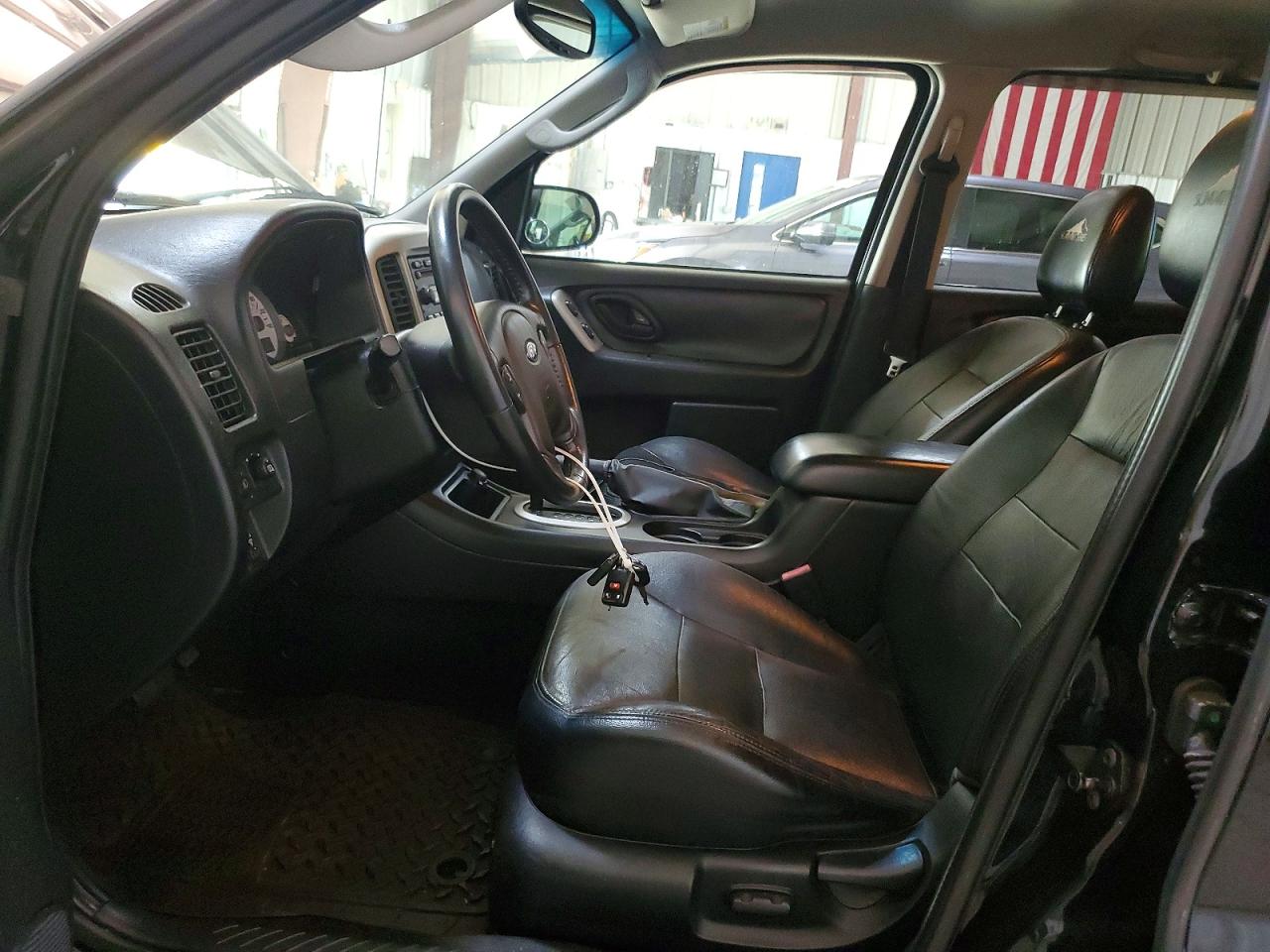 2005 Ford Escape Limited Black vin: 1FMYU941X5KD74413