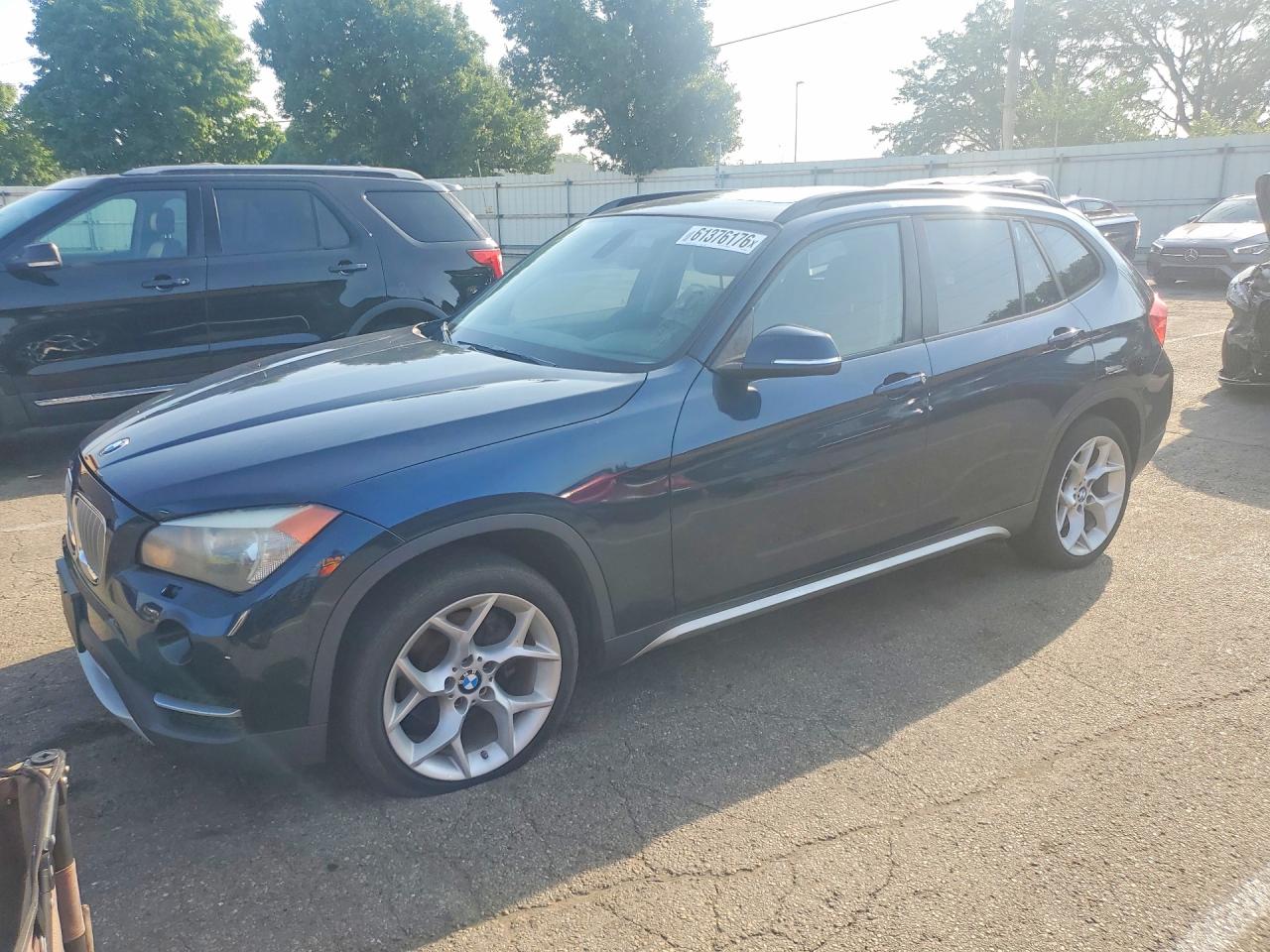 2013 Bmw X1 Xdrive28i Blue vin: WBAVL1C50DVR83665