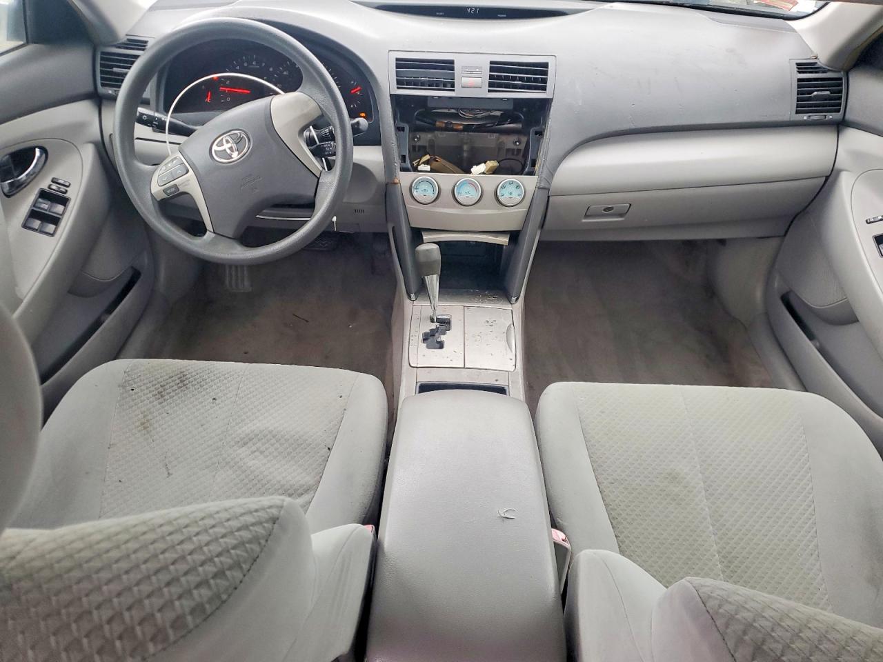 2007 Toyota Camry Le Silver vin: JTNBE46K873064060