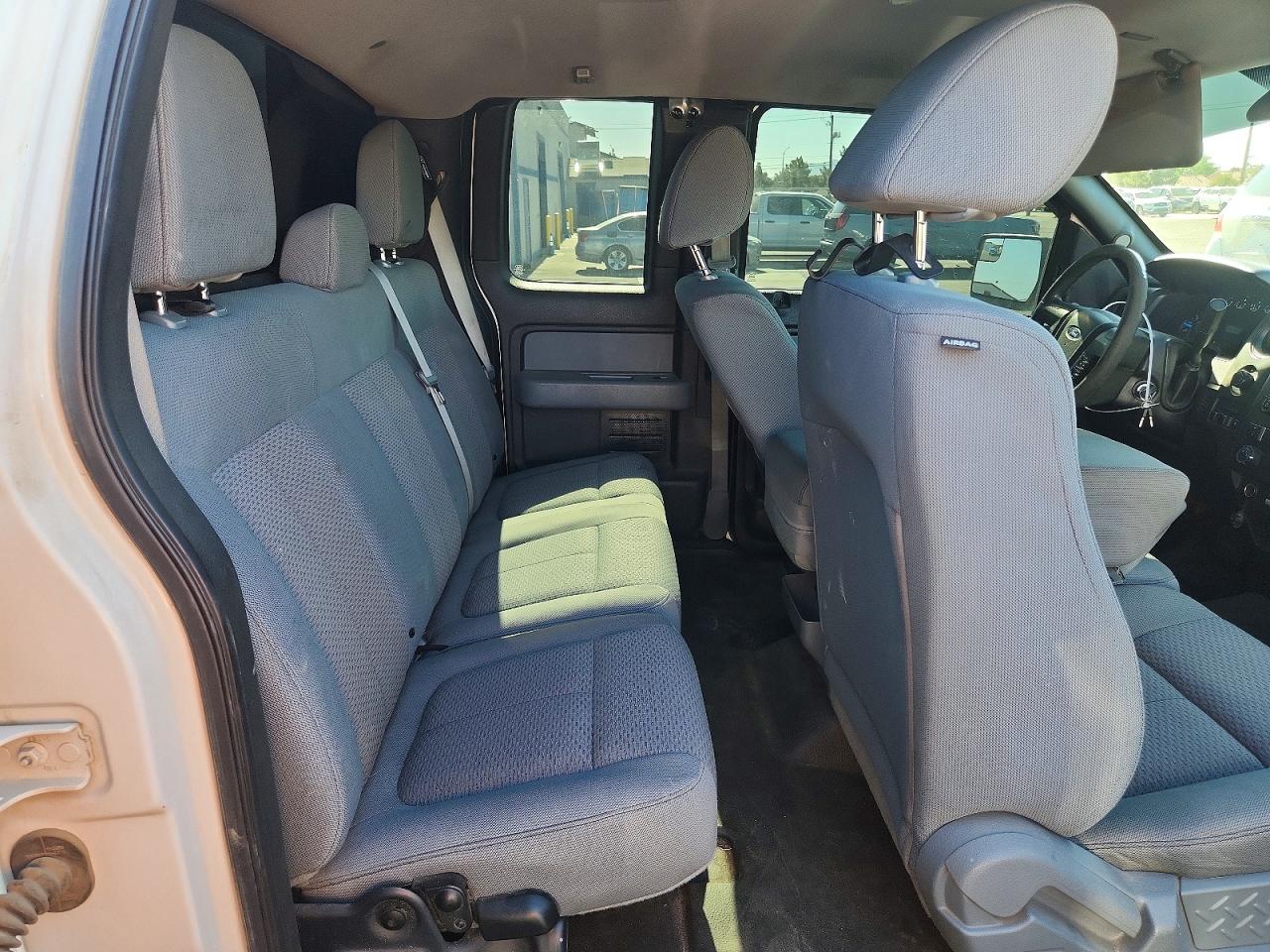 2013 Ford F150 Super Cab White vin: 1FTFX1EF4DKF16140
