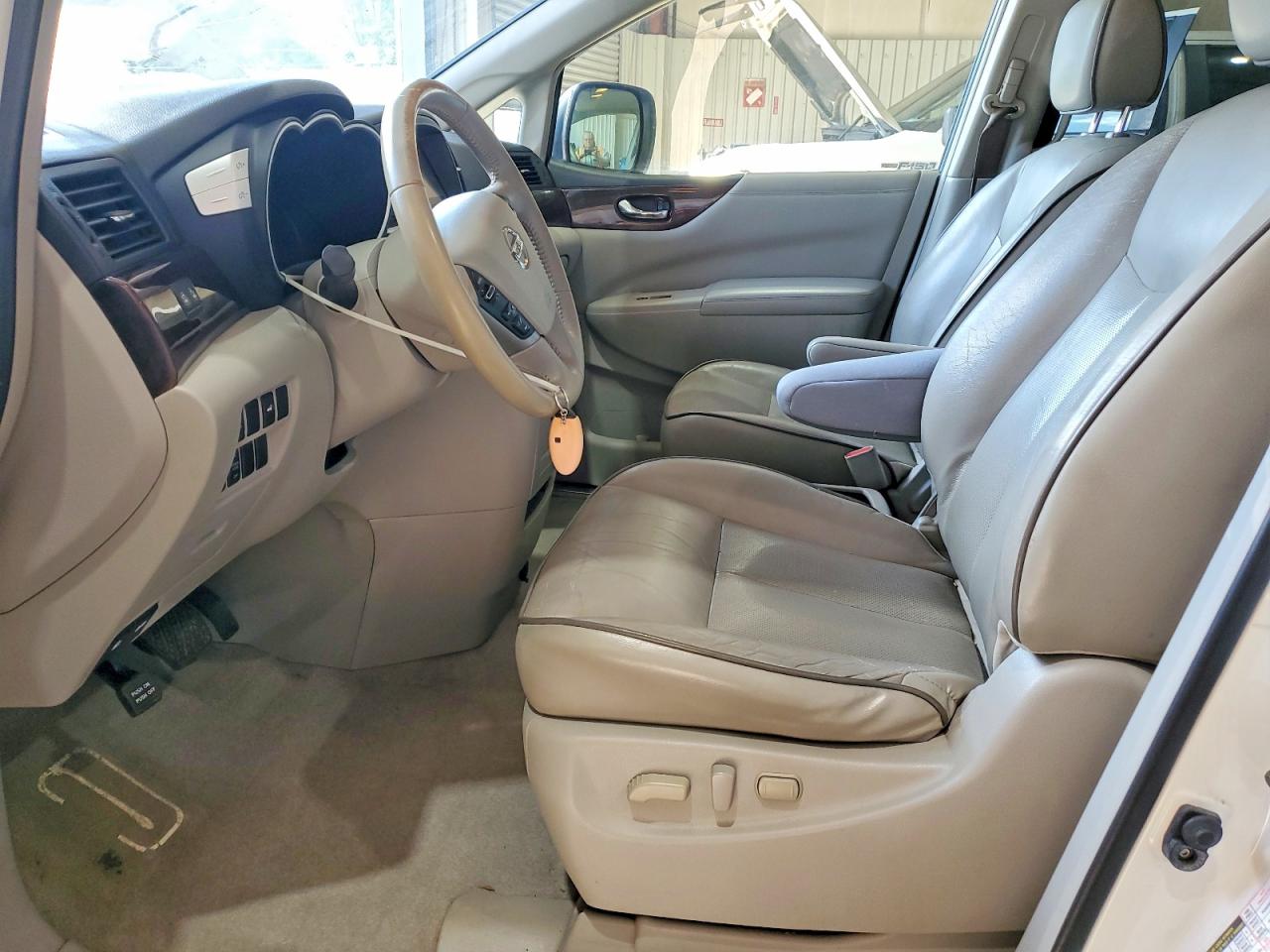 2013 Nissan Quest 3.5 S White vin: JN8AE2KP0D9066033