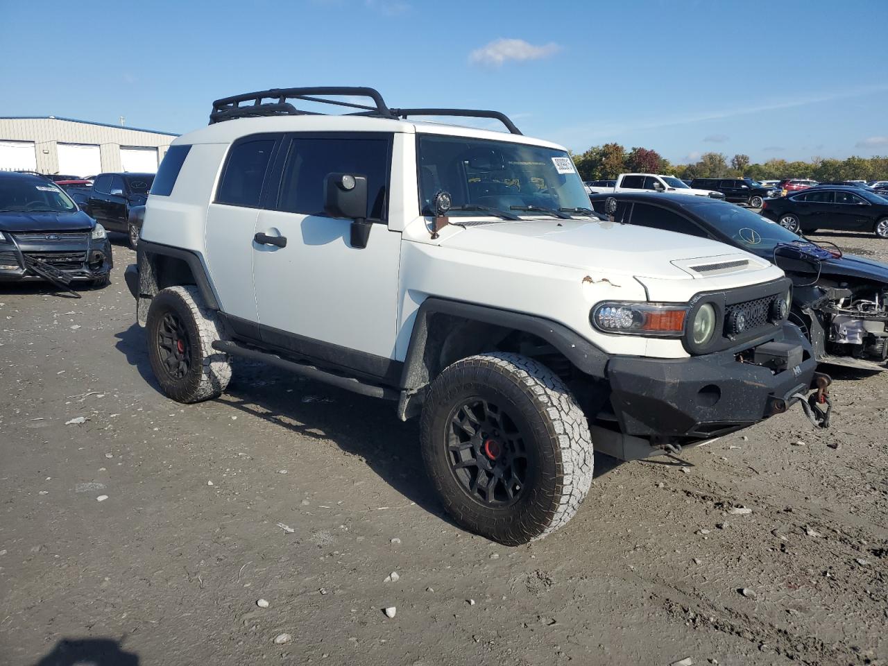 2013 Toyota Fj Cruiser White vin: JTEBU4BF6DK169998