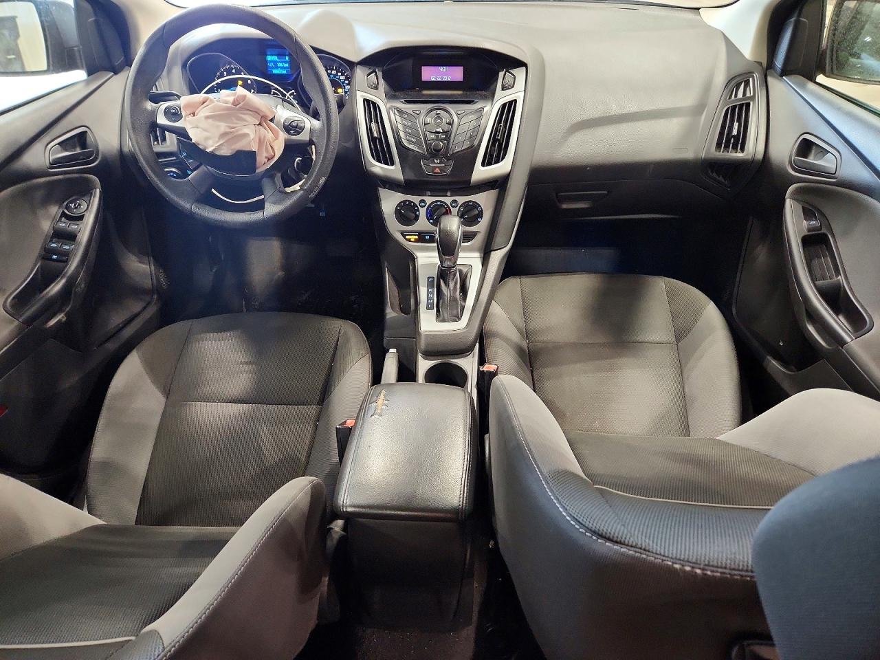 2012 Ford Focus Se Gray vin: 1FAHP3F23CL353396