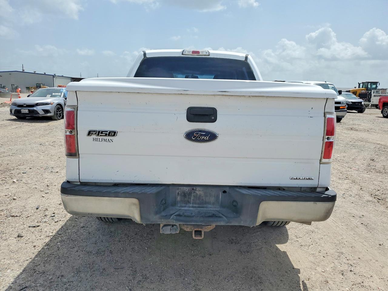2014 Ford Pk White vin: 1FTFW1CF3EKG24725
