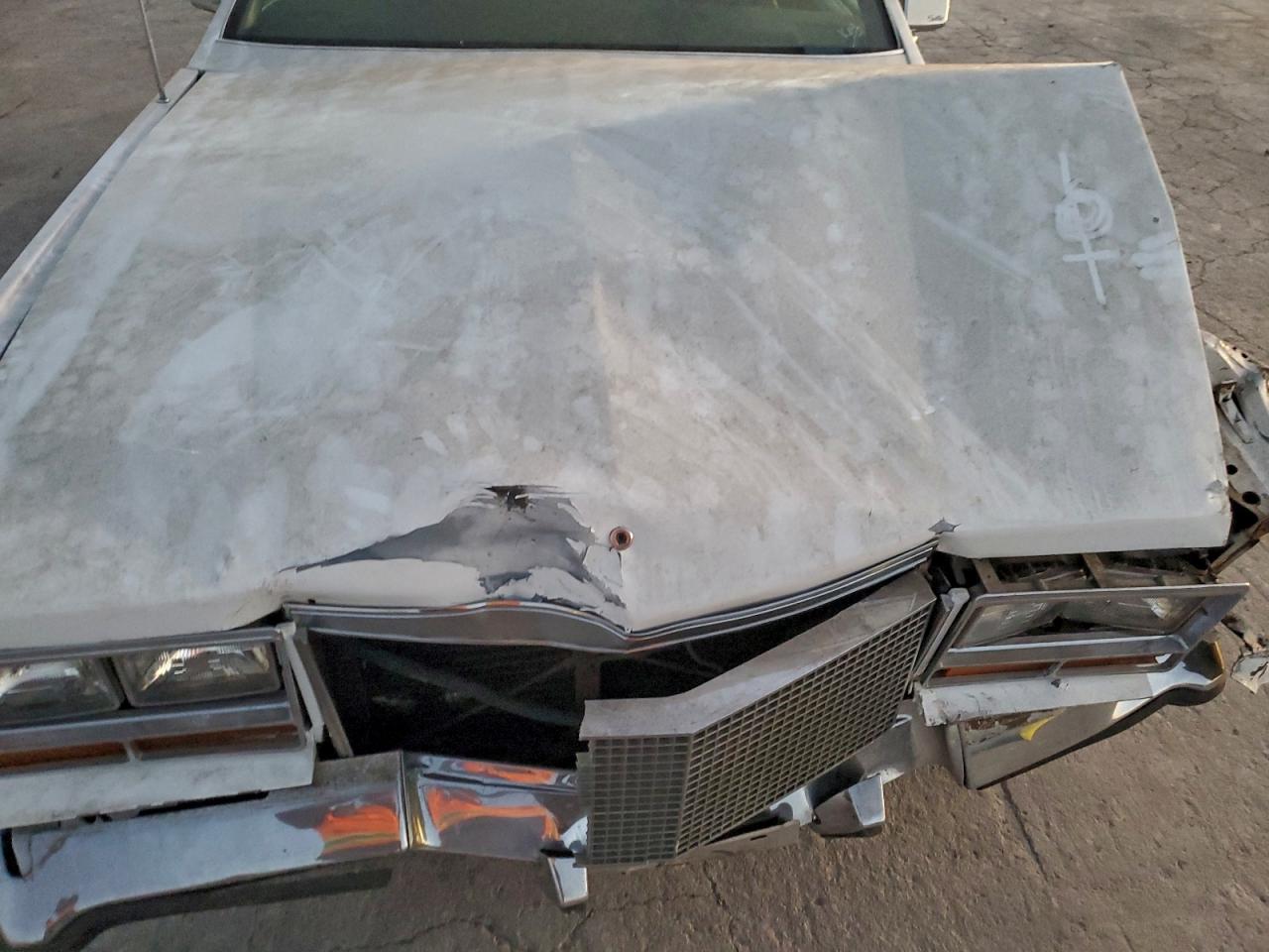1981 Cadillac Eldorado White vin: 1G6AL5799BE647390