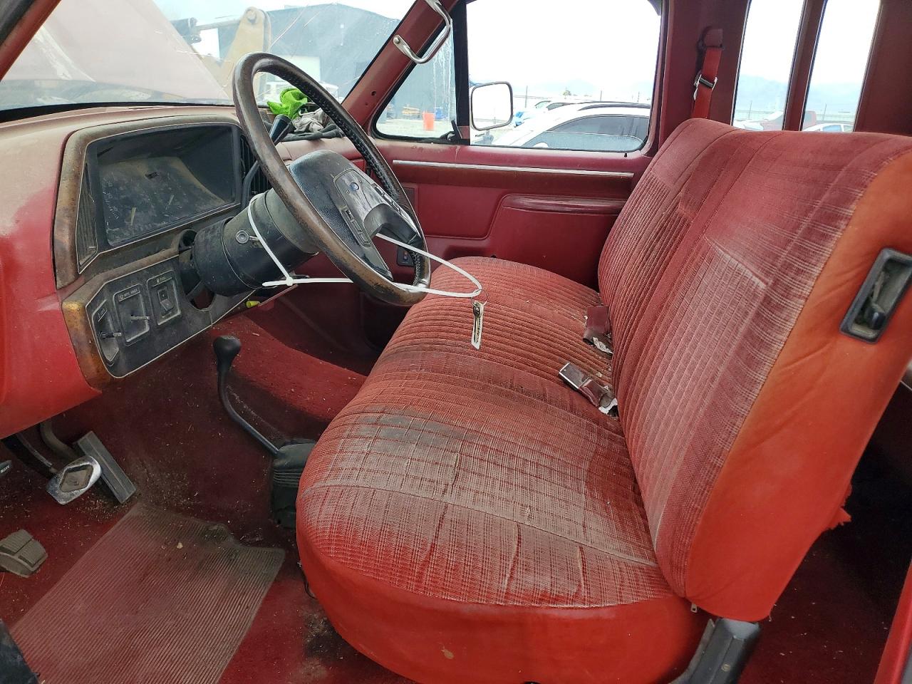 1988 Ford F250 Maroon vin: 1FTHX26G9JKA10854