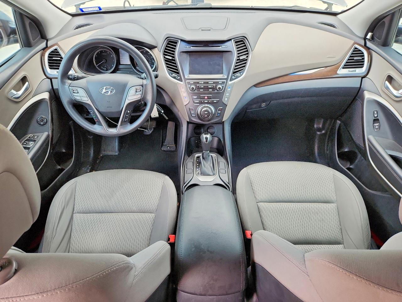 2017 Hyundai Santa Fe Se Silver vin: KM8SM4HF9HU170516