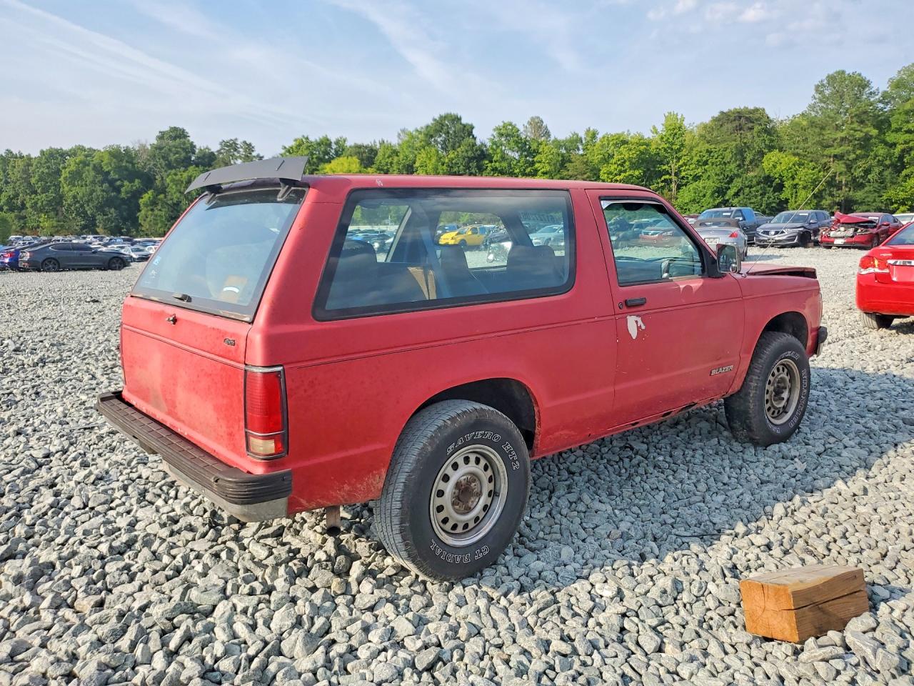 1991 Chevrolet Blazer S10 Red vin: 1GNCT18Z4M8244830