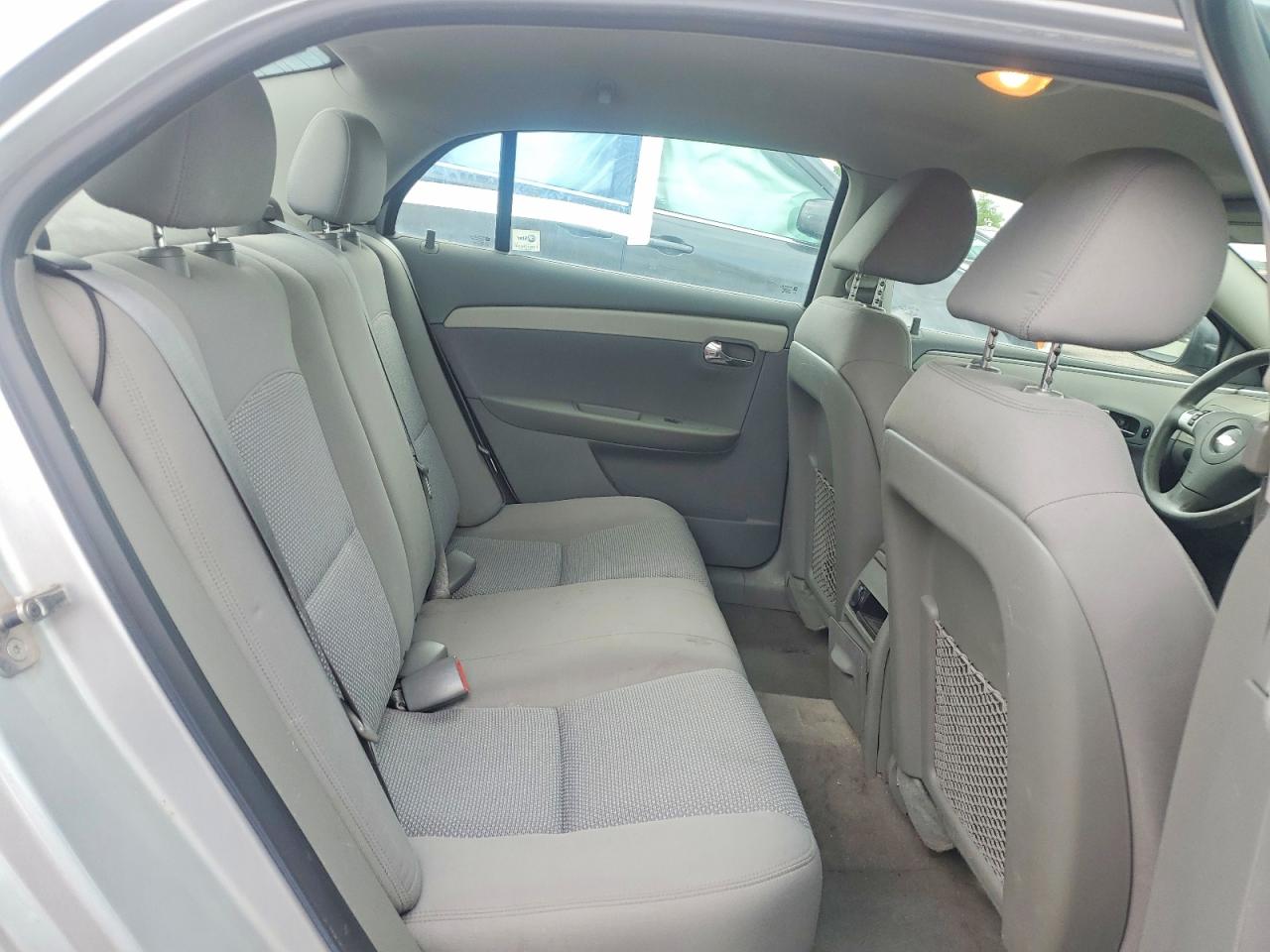2011 Chevrolet Malibu Ls Silver vin: 1G1ZB5E10BF310111