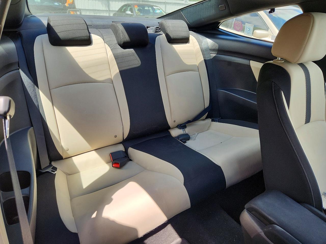 2017 Honda Civic Lx White vin: 2HGFC4B0XHH306153