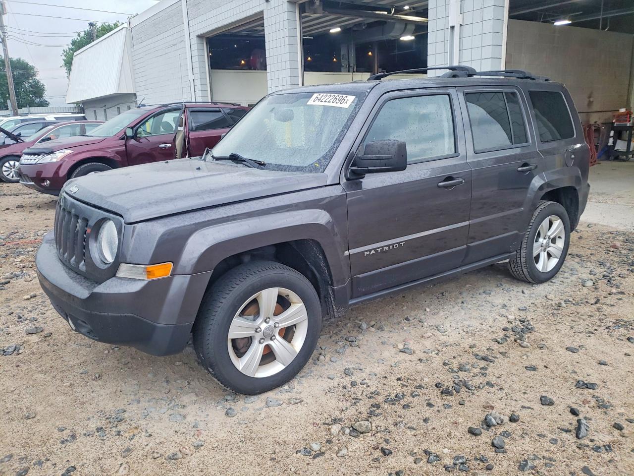 2014 Jeep Patriot Latitude Gray vin: 1C4NJRFB8ED908454