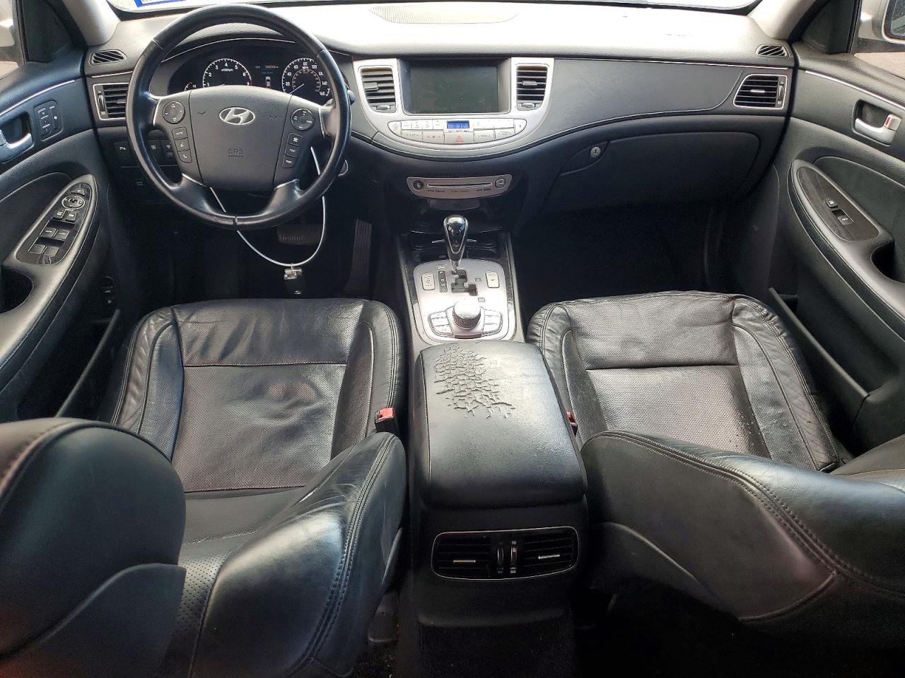 2012 Hyundai Genesis 5.0l Silver vin: KMHGC4DH8CU192757
