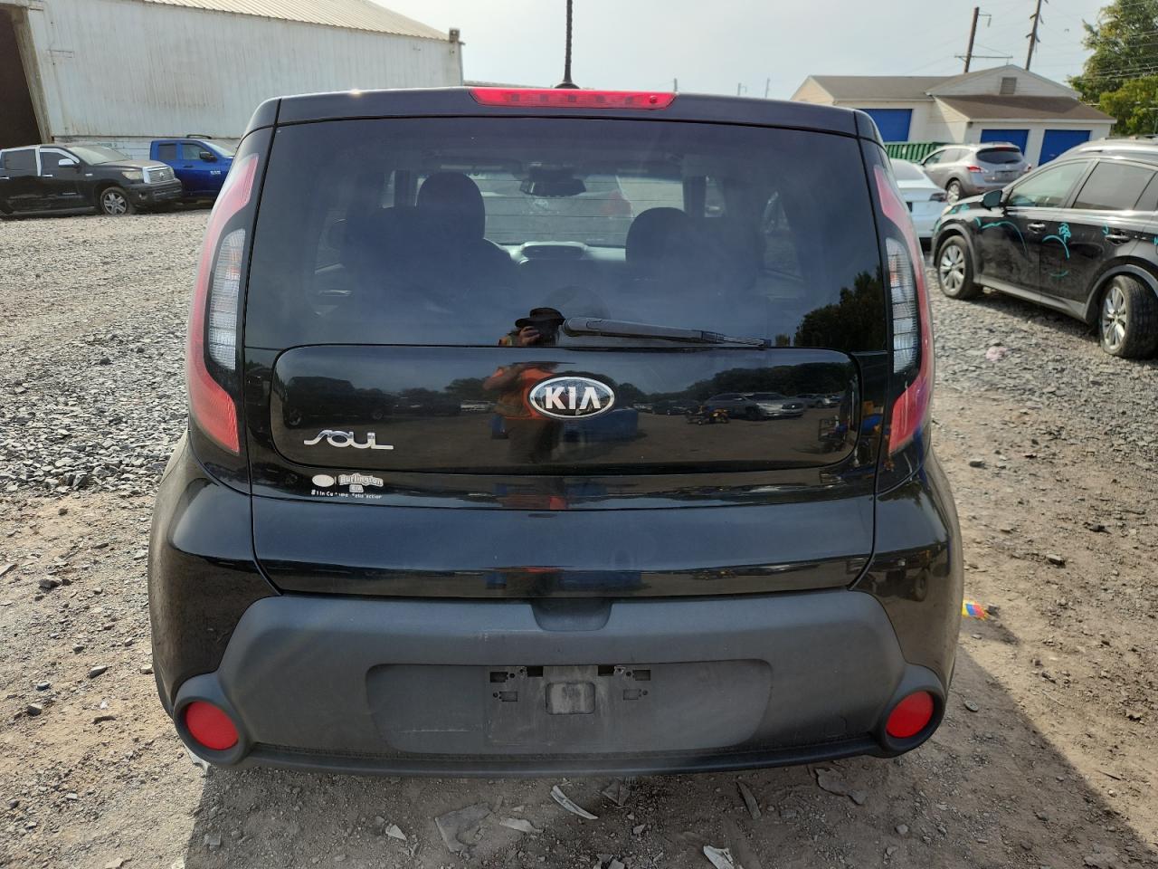 2015 Kia Soul + Black vin: KNDJP3A56F7203518