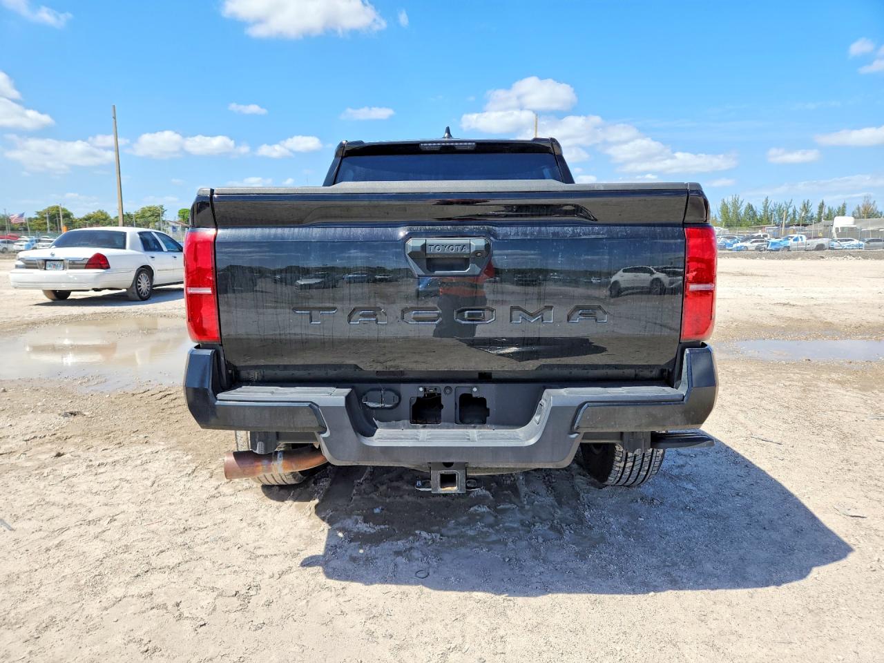 2025 Toyota Tacoma Trd Sport Black vin: 3TMKB5FN1SM035617