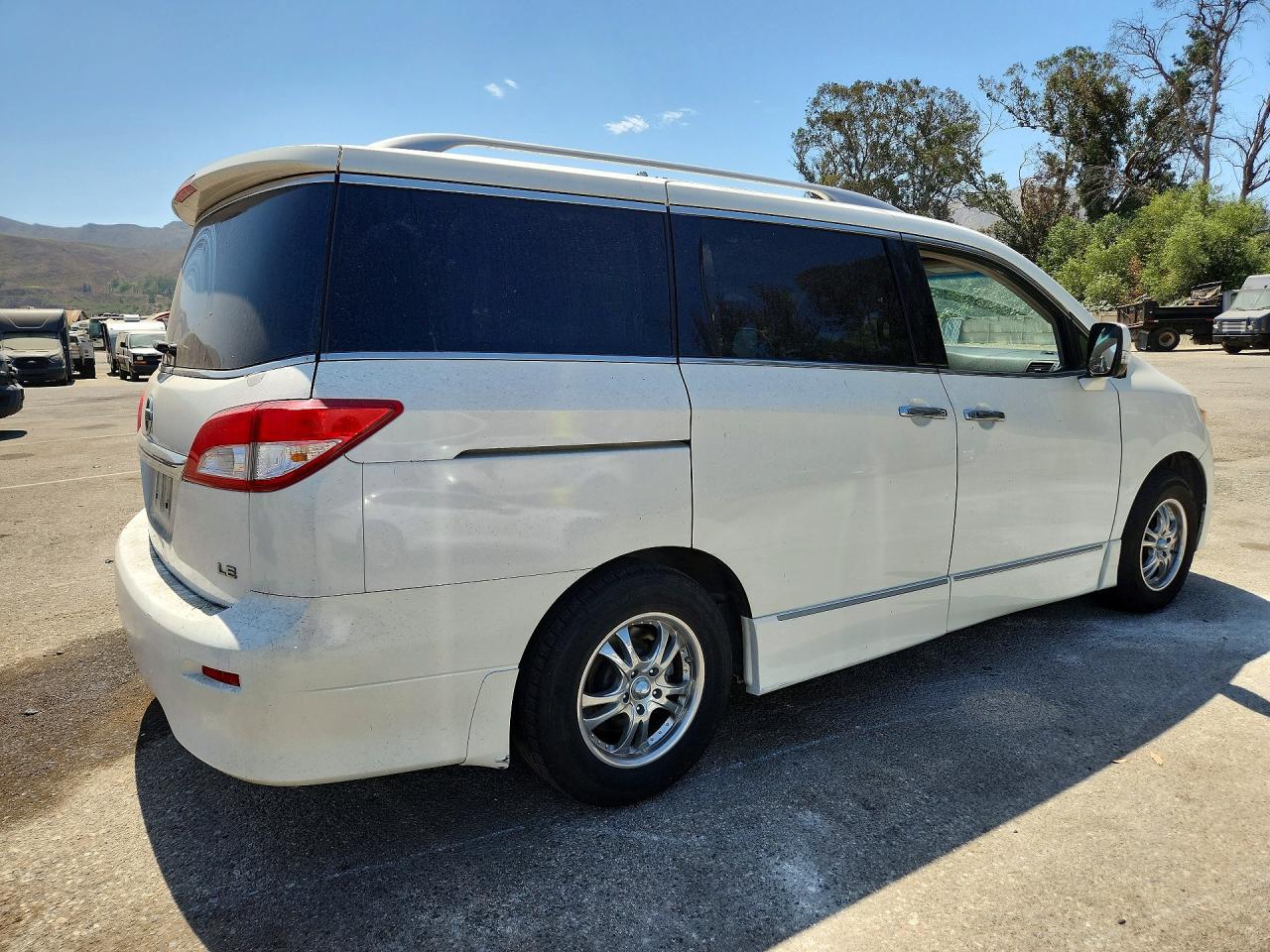 2014 Nissan Quest 3.5 Le White vin: JN8AE2KPXE9105180
