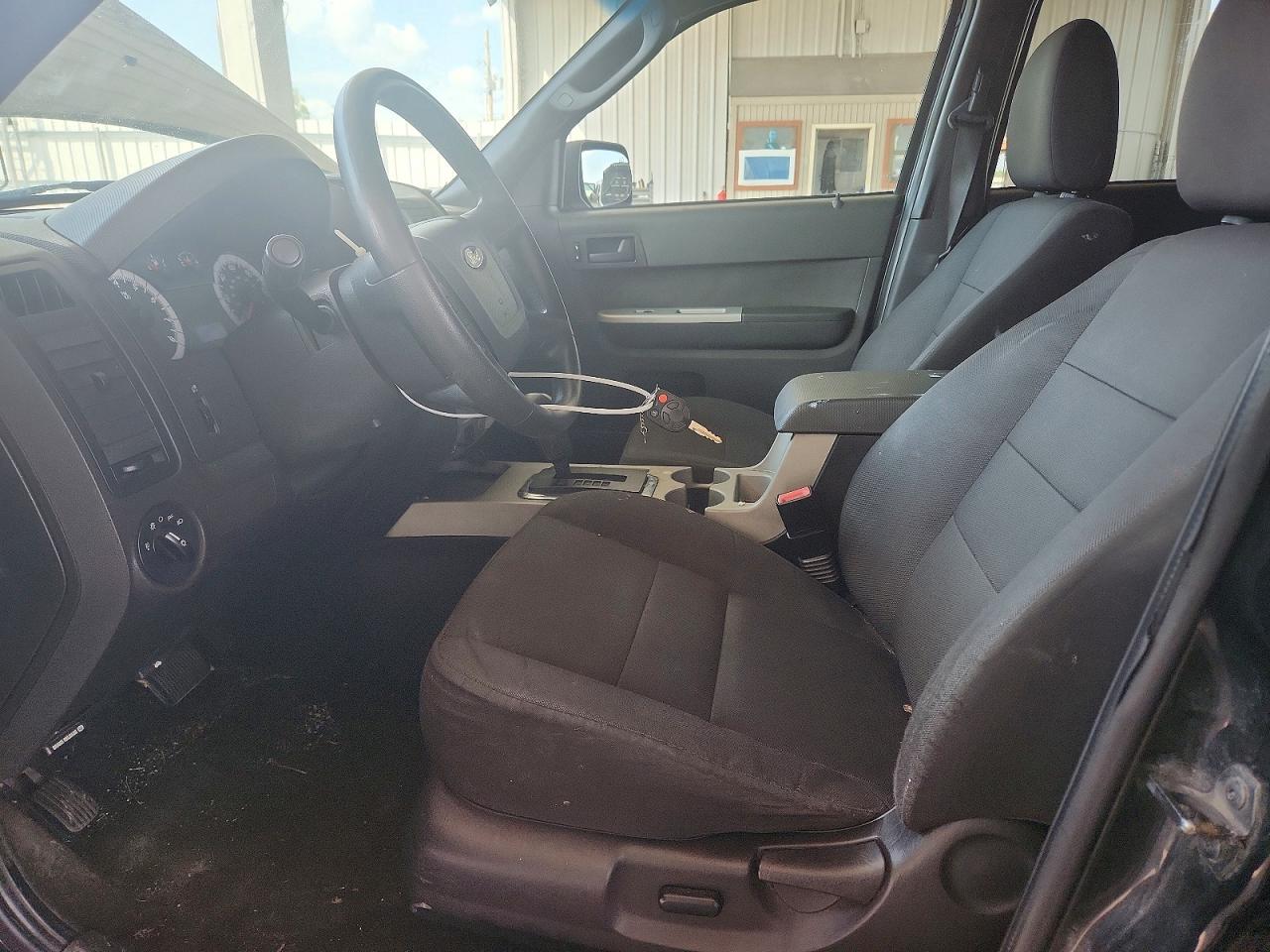 2010 Ford Escape Xlt Black vin: 1FMCU0D72AKD03484