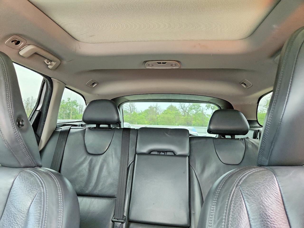 2014 Volvo Xc60 3.2 Silver vin: YV4952DL1E2553466