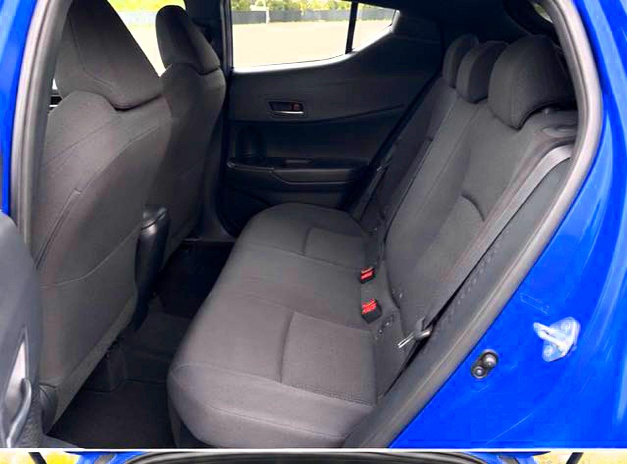 2018 Toyota C-hr Xle Premium Синий vin: NMTKHMBX8JR023848